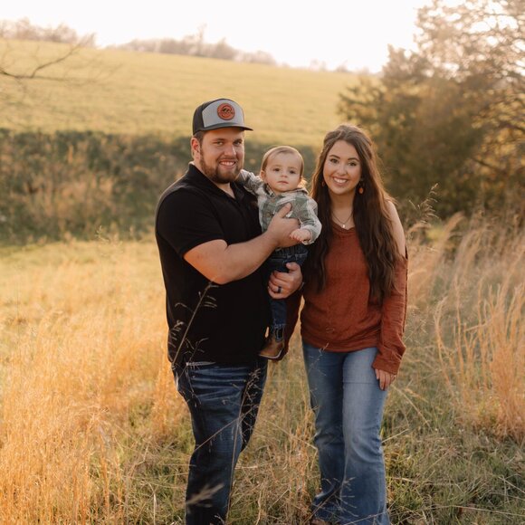 Meet your Posher, Faith - Picture 2 of 2